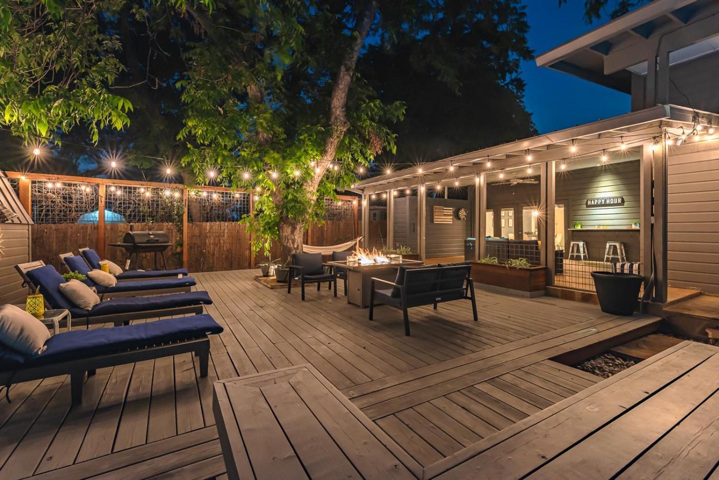 Serene Pool & Firepit In Stunning Home By Airport San Antonio Ngoại thất bức ảnh
